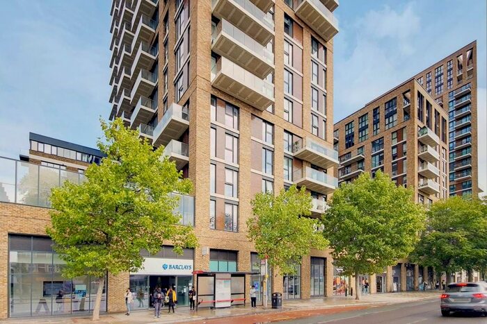 1 Bedroom Flat To Rent In Compton House, Woolwich Riverside, London, SE18