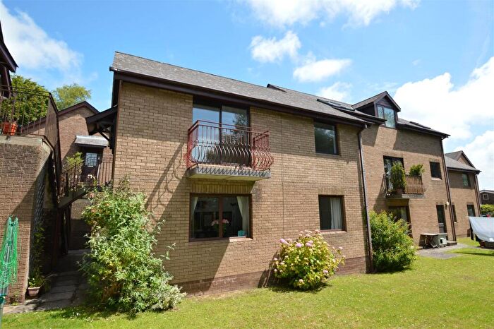 2 Bedroom Flat To Rent In Hopyard Meadow, Cowbridge, Vale Of Glamorgan, CF71