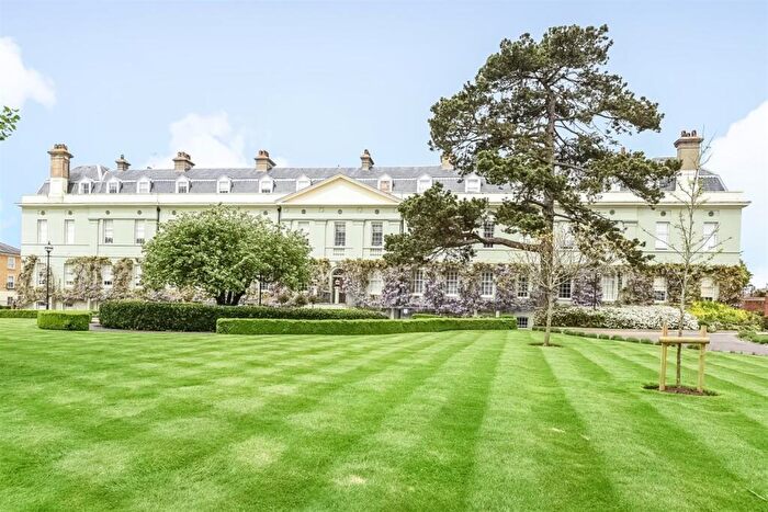 2 Bedroom Flat To Rent In Forbes Place, King George Gardens, Chichester, PO19