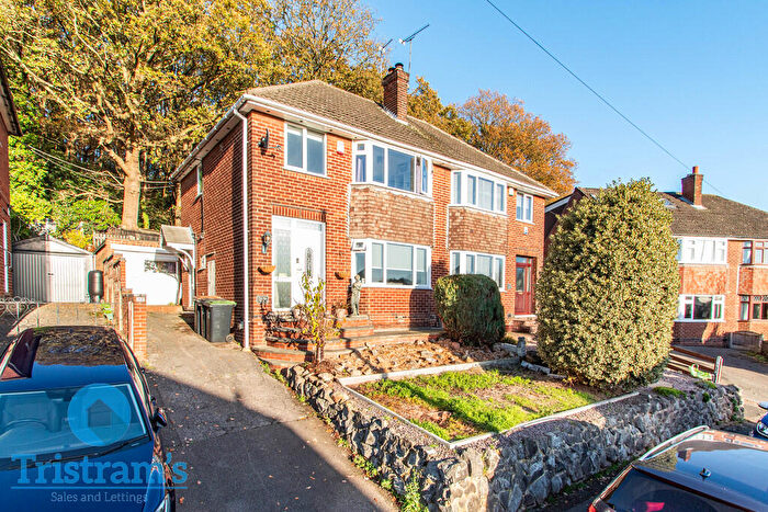 3 Bedroom Semi-Detached House For Sale In Mayfield Drive, Stapleford, NG9