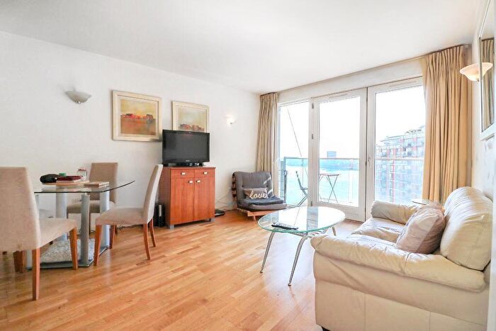 1 Bedroom Flat To Rent In New Providence Wharf, Fairmont Avenue, Canary Wharf, London, E14