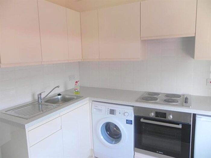 Studio To Rent In High Street, Ponders End, EN3