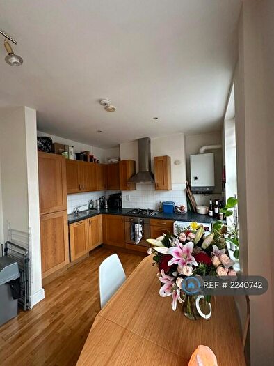 2 Bedroom Flat To Rent In Riversdale Road, London, N5