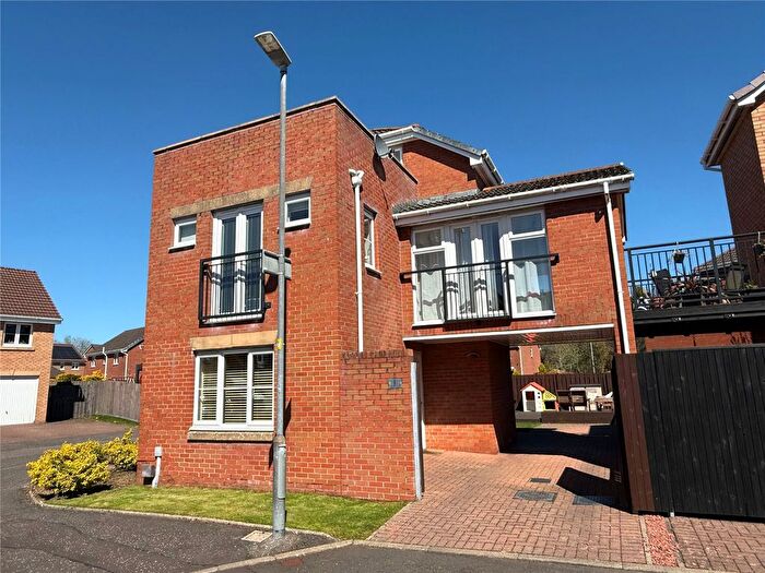 3 Bedroom Link Detached House For Sale In Mckinley Court, Gamekeepers Wynd, East Kilbride, South Lanarkshire, G74