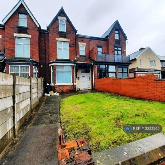 Studio To Rent In Bromwich Street, Bolton, BL2