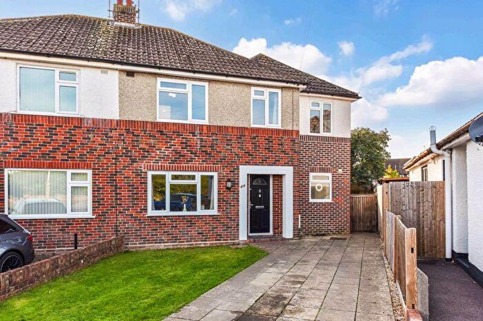4 Bedroom Semi-Detached House For Sale In Walnut Avenue, Chichester, PO19