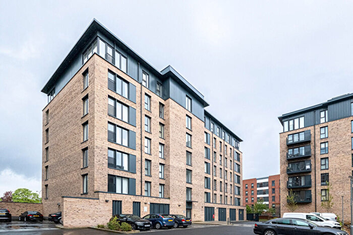 2 Bedroom Apartment To Rent In Washington Apartments, Lexington Gardens, Edgbaston, B15