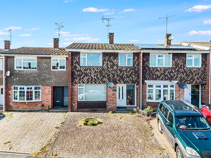 3 Bedroom Terraced House For Sale In Barnard Road, Galleywood, Chelmsford, CM2