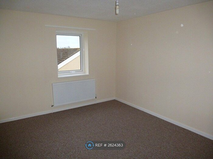 4 Bedroom Semi-Detached House To Rent In Whitwell, Peterborough, PE4