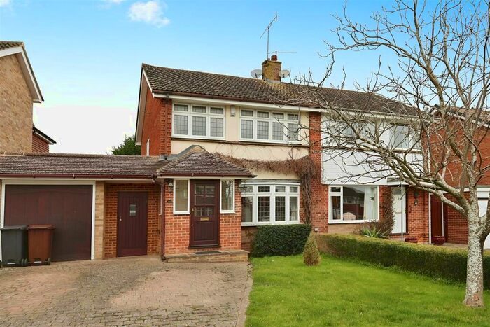 3 Bedroom Semi-Detached House To Rent In Willow Park, Otford, Sevenoaks, TN14