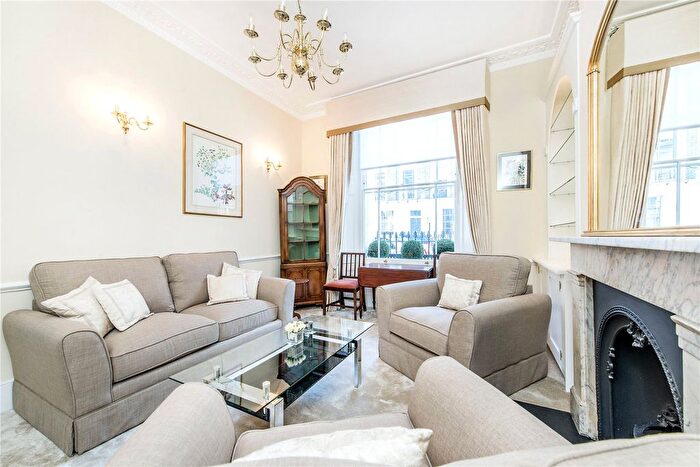 2 Bedroom Flat To Rent In Cambridge Street, London, SW1V
