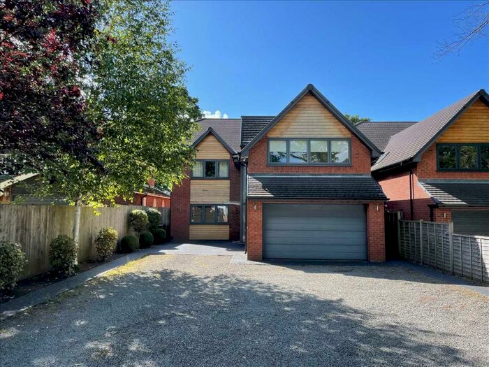 5 Bedroom Detached House To Rent In St Bernards Road, Solihull, Solihull, B92