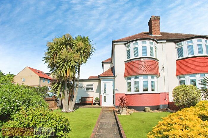 2 Bedroom Semi-Detached House To Rent In Westmount Road, London, SE9