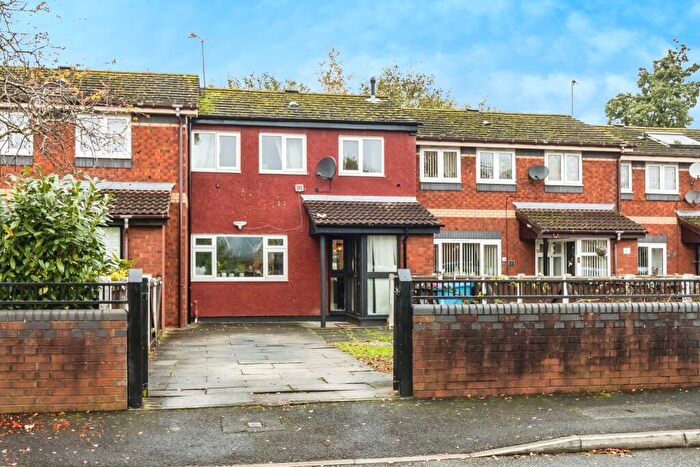 2 Bedroom Terraced House For Sale In Ryall Avenue, Salford, M5