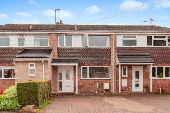 3 Bedroom Terraced House To Rent In Mountfield Road, Witney, OX28