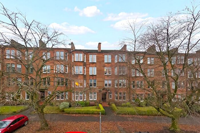 2 Bedroom Flat For Sale In Woodcroft Avenue, Broomhill, G11
