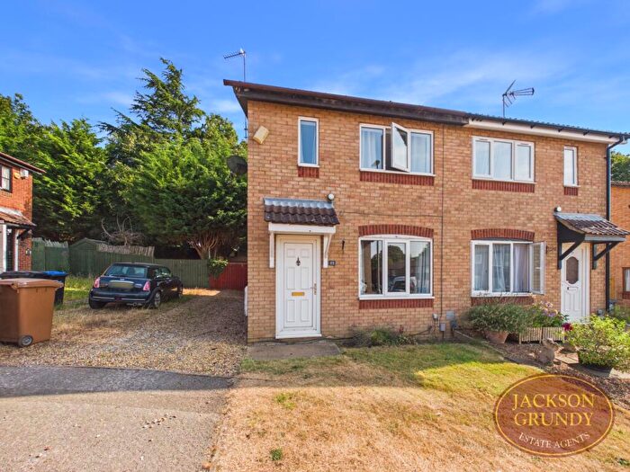 3 Bedroom Semi-Detached House For Sale In Probyn Close, Southfields, NN3