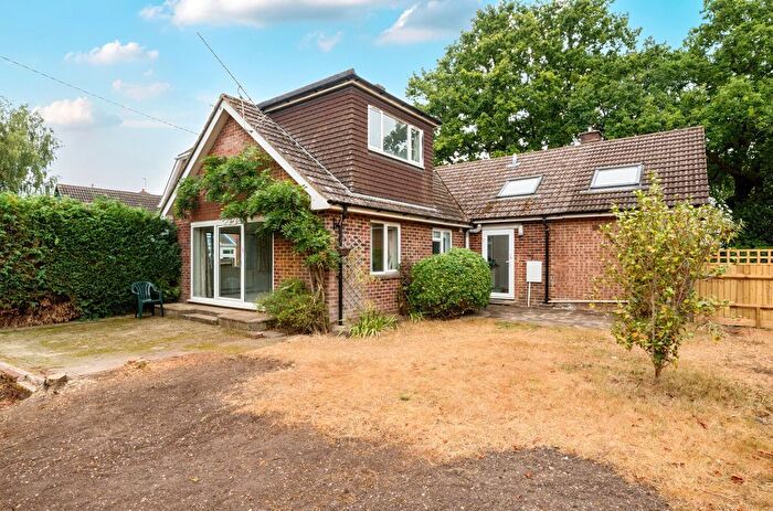 3 Bedroom Bungalow To Rent In Sandy Lane, Romsey, SO51