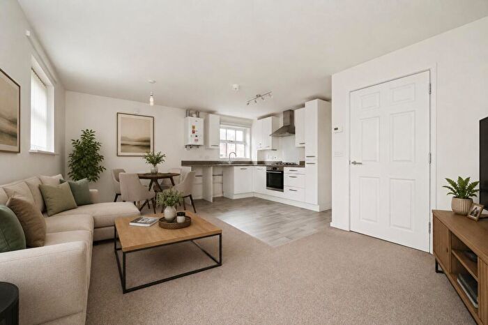 2 Bedroom Flat For Sale In Weston Way, Eastleigh, SO50