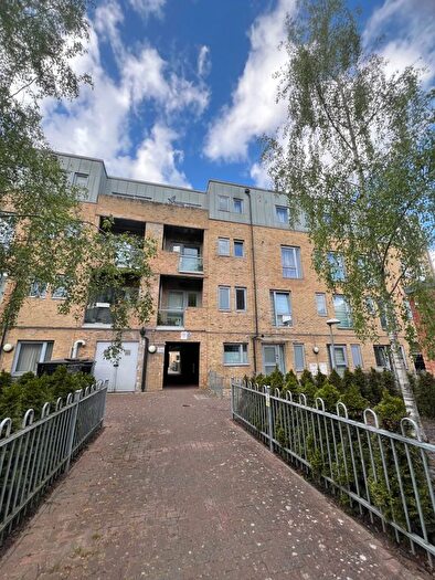 1 Bedroom Flat For Sale In Gascoigne Close, Tottenham, N17