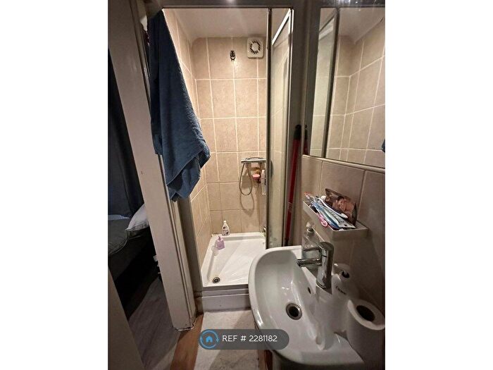 1 Bedroom Flat To Rent In Clarendon Road, Luton, LU2