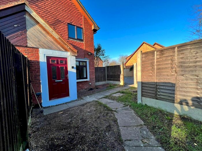 1 Bedroom Semi-Detached House To Rent In Ryeland Close, West Drayton, London, UB7