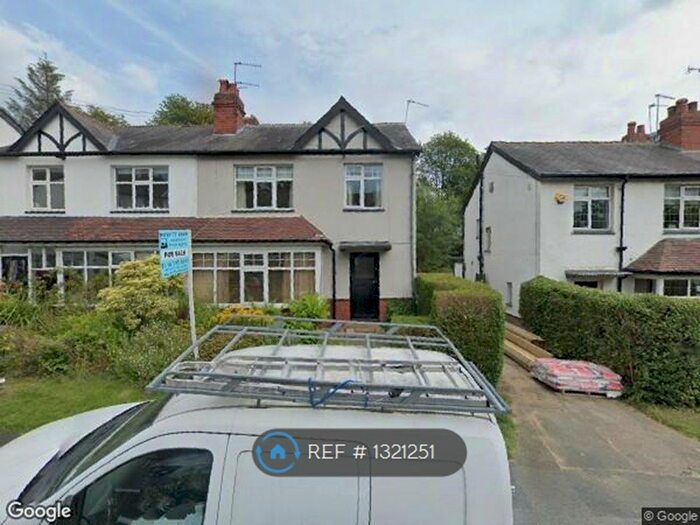 3 Bedroom Semi-Detached House To Rent In Moor Park Villas, Leeds, LS6