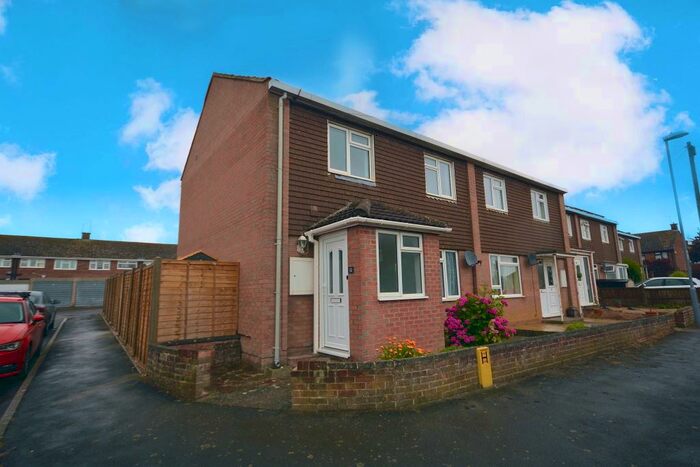 3 Bedroom House To Rent In Westfield, Sherborne, DT9