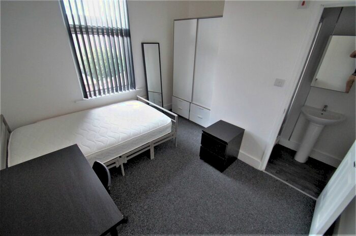 3 Bedroom Terraced House To Rent In Monks Road, Coventry, CV1