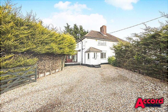 3 Bedroom Semi-Detached House For Sale In Murthering Lane, Stapleford Abbotts, RM4