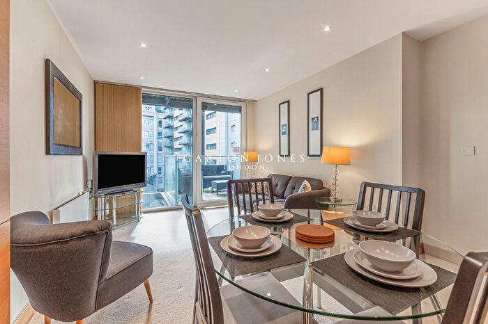 2 Bedroom Flat To Rent In Horace Building, Queenstown Road, London, SW11