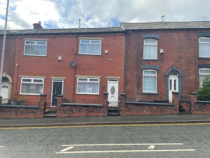 2 Bedroom Terraced House To Rent In Ripponden Road, Oldham, OL1