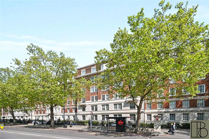 3 Bedroom Apartment To Rent In Park Road, London, NW8
