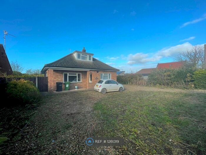 3 Bedroom Bungalow To Rent In Old Church Road, Terrington St. John, Wisbech PE14
