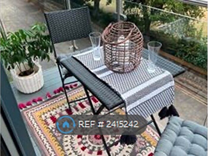 1 Bedroom Flat To Rent In The Glass House, Hull, HU1