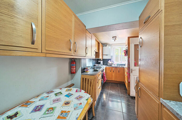 3 Bedroom Terraced House For Sale In Bursledon Road, Southampton, Hampshire, SO19