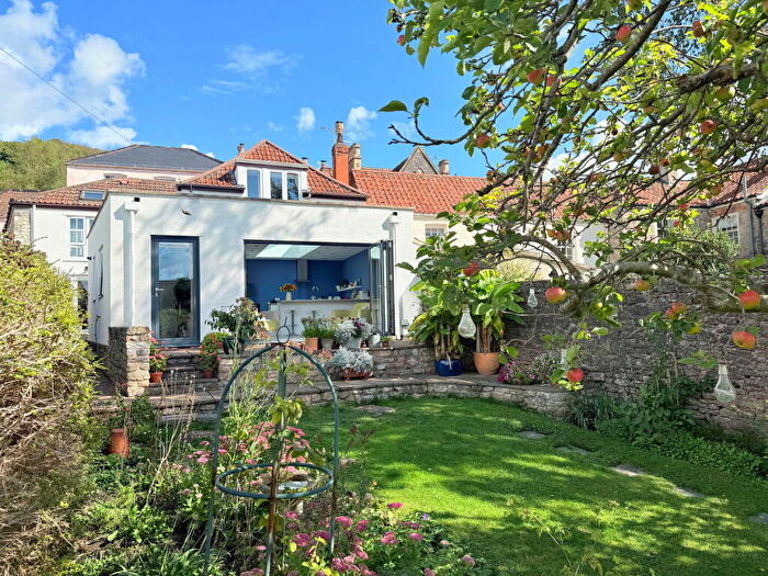 4 Bedroom Detached House For Sale In High Street, Axbridge, BS26