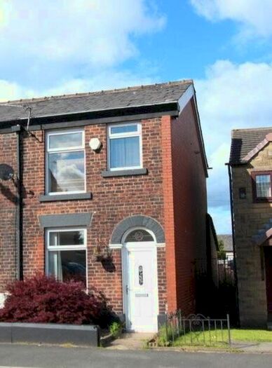 3 Bedroom End Of Terrace House To Rent In Walshaw Road, Bury, Greater Manchester, BL8