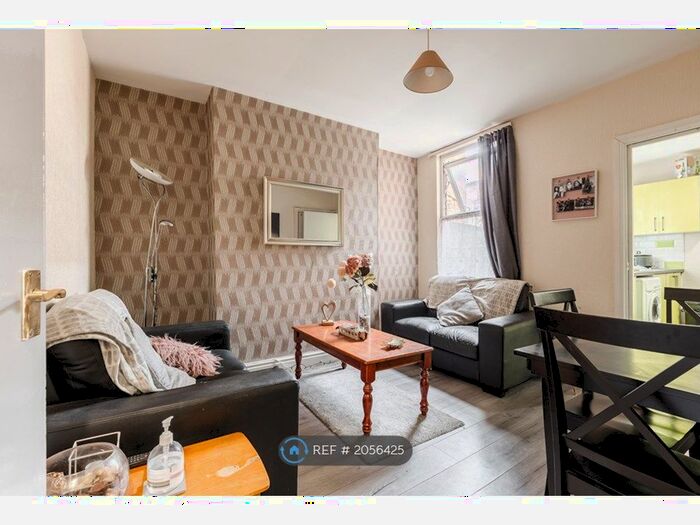 4 Bedroom Terraced House To Rent In Adelaide Road, Kensington, Liverpool, L7