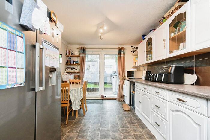 3 Bedroom Terraced House For Sale In Edencroft, Highworth, Swindon, SN6