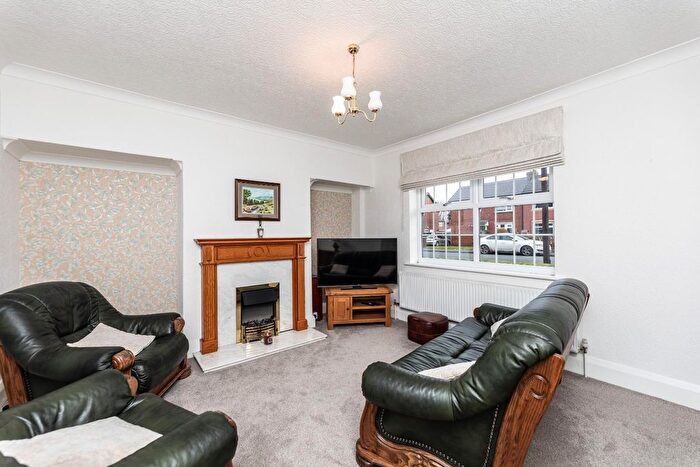 2 Bedroom Semi-Detached House For Sale In Toll Bar Road, Castleford, WF10