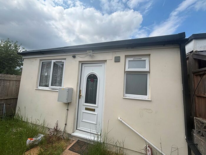 2 Bedroom Property To Rent In Mortimer Road, Bristol, BS34