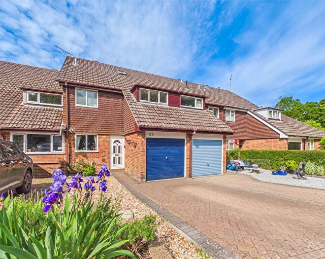 3 Bedroom Terraced House For Sale In Rosehill Drive, Bransgore, Christchurch, Dorset, BH23