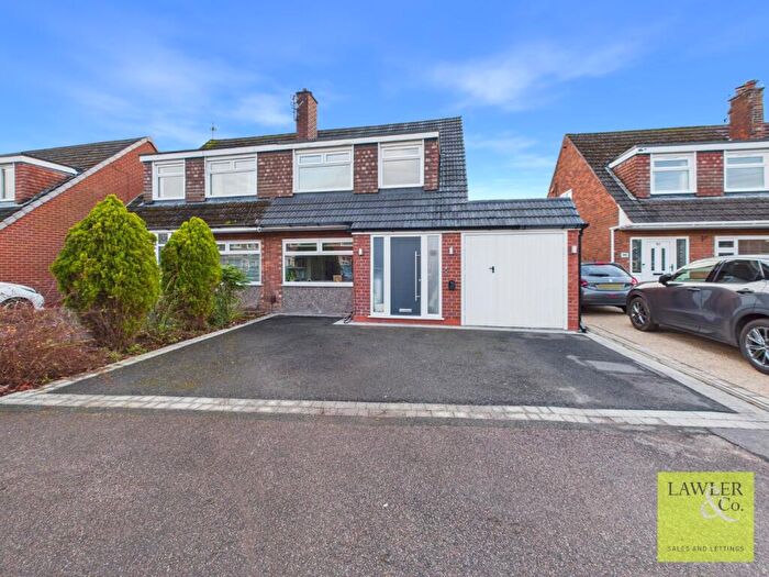 4 Bedroom Semi Detached House For Sale In Penrhyn Crescent, Hazel Grove, Stockport, Cheshire, SK7