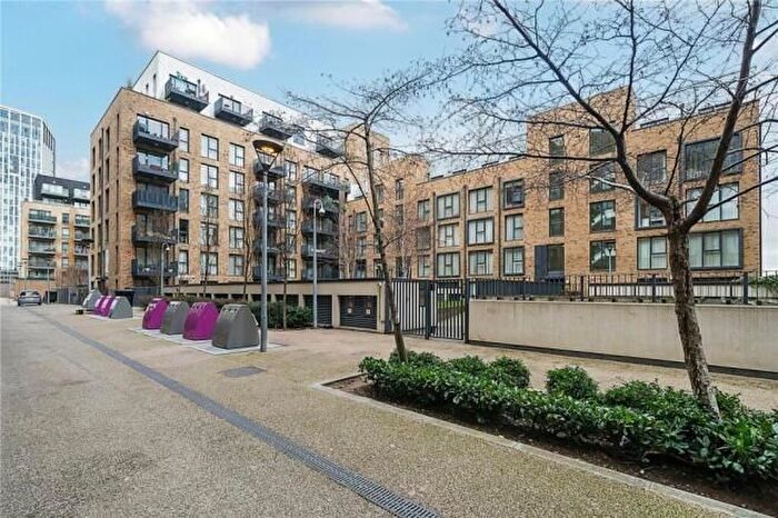 1 Bedroom Flat To Rent In Staith Court, Nicholson Square, London, E3