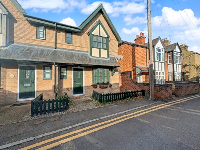 3 Bedroom Semi-Detached House To Rent In Crown Walk, St Ives, Cambs, PE27
