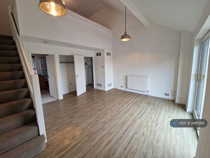 1 Bedroom Flat To Rent In Maiden Place, Lower Earley, Reading, RG6