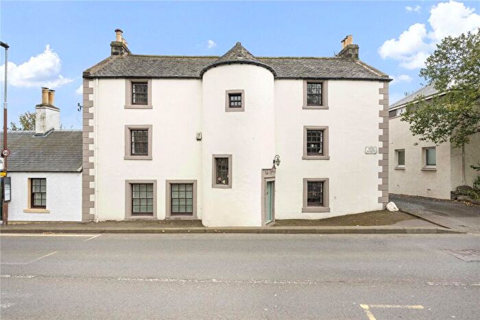 4 Bedroom Link Detached House For Sale In Castle House, High Street, Kirkliston, Edinburgh, EH29