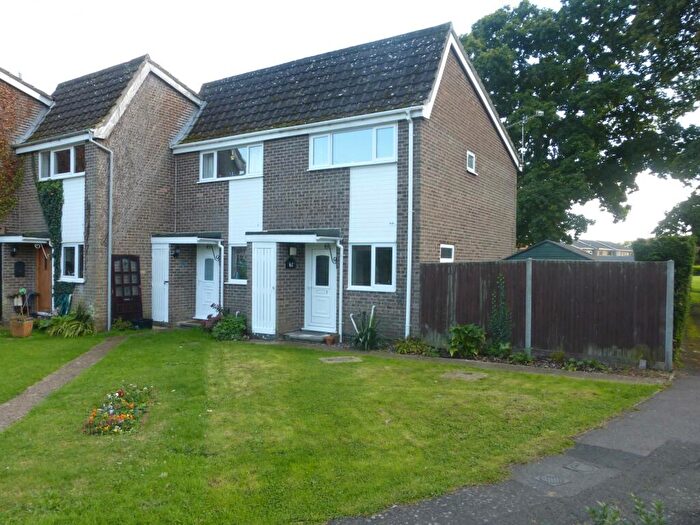 2 Bedroom End Of Terrace House To Rent In Treagore Road, Calmore, Southampton, SO40