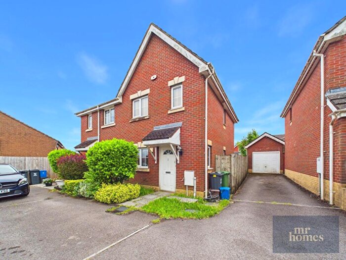 2 Bedroom Semi Detached House For Sale In Thorne Way, Caerau, Cardiff, CF5